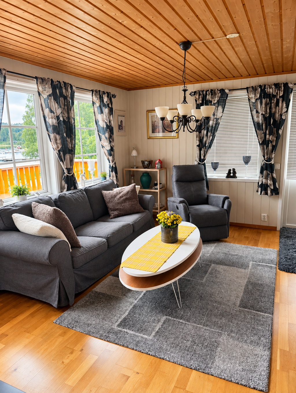 Trivsamt fritidshus med sjöutsikt i populära Nössemark!, bild 14