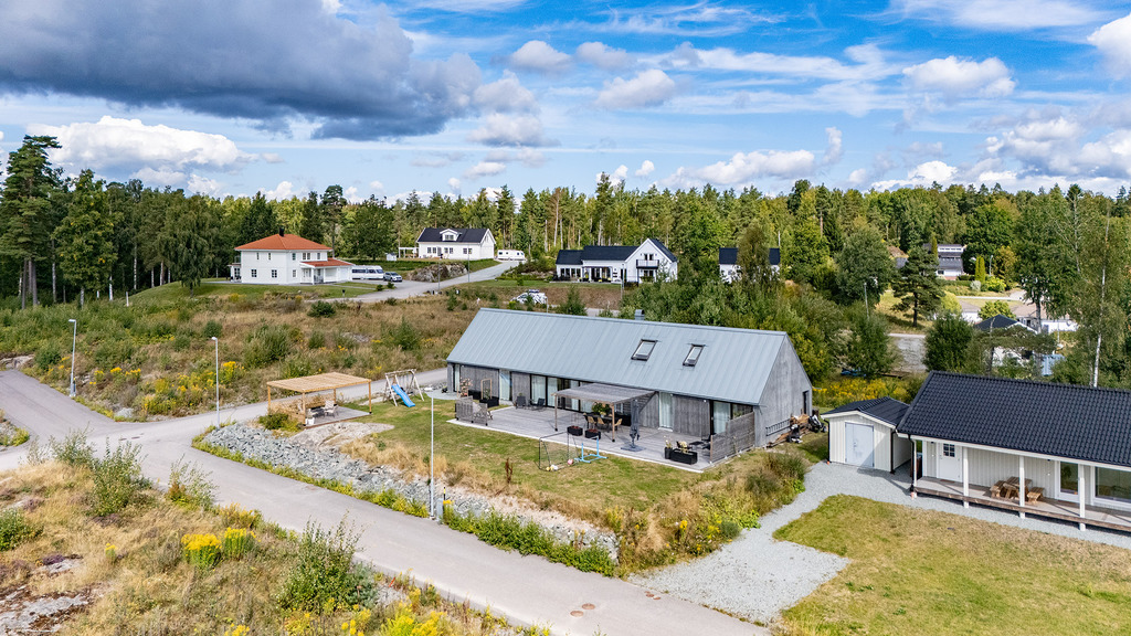 Unik arkitektritad villa i Bengtsfors!, bild 4