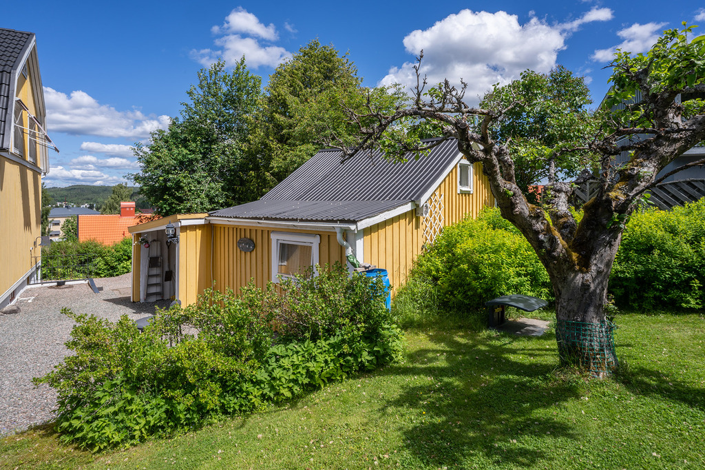 Unik fastighet som upplevs som en liten lantlig idyll mitt i centrala Bengtsfors!, bild 33