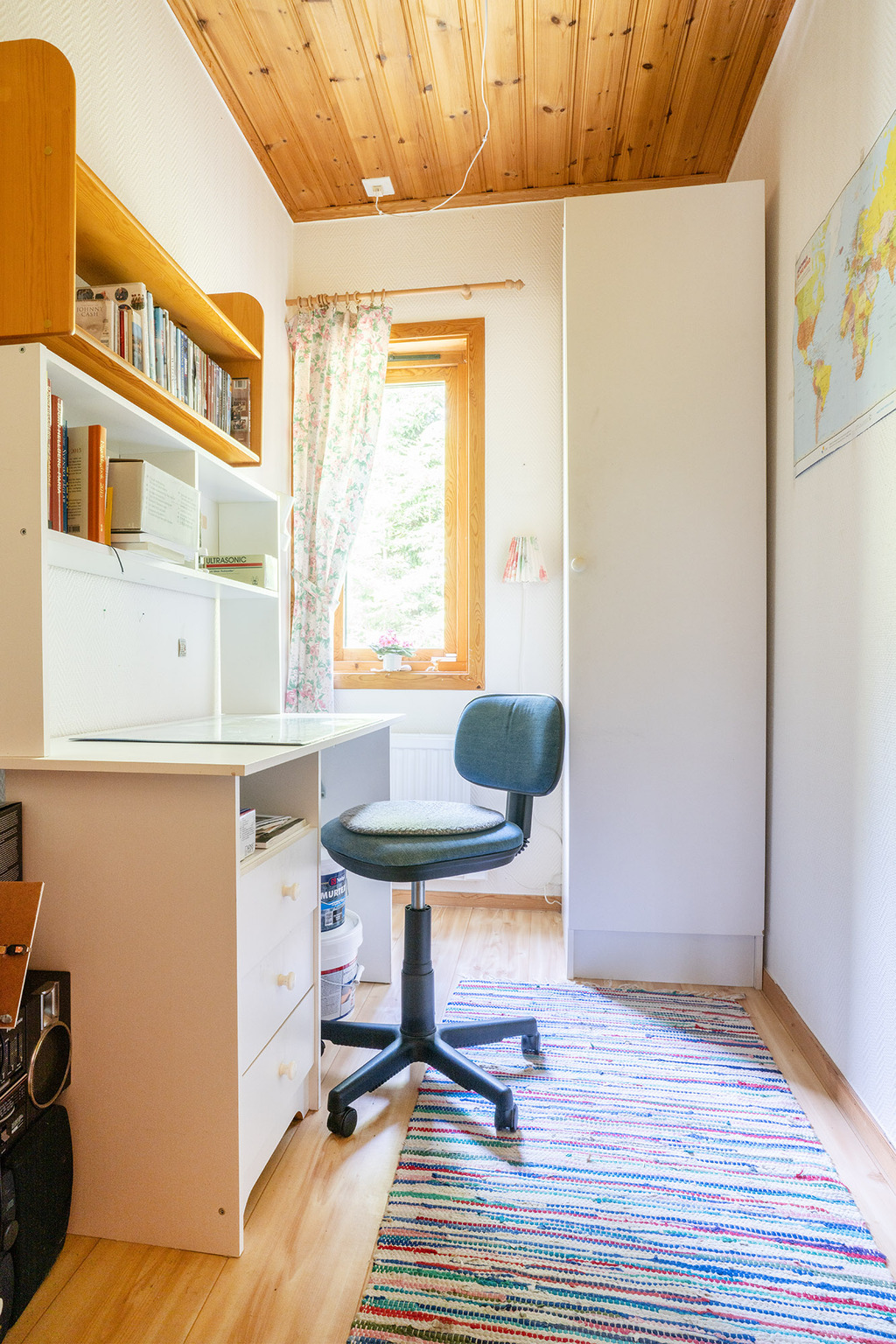 Sjönära fritidshus med rymd, bastu och gästhus!, bild 22