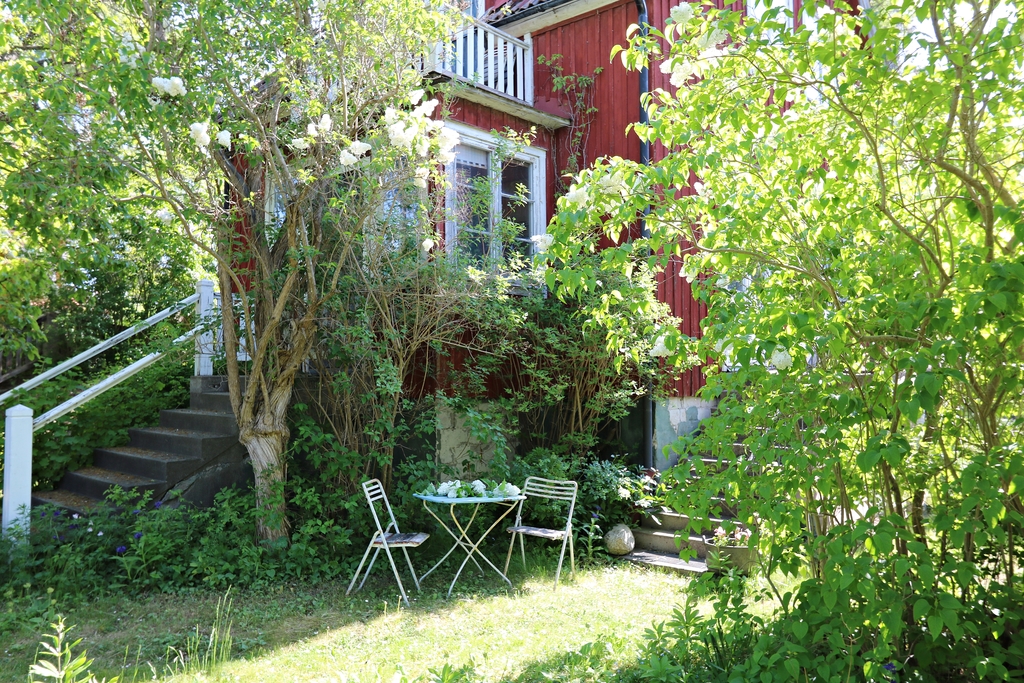 Liten plats vid entrén