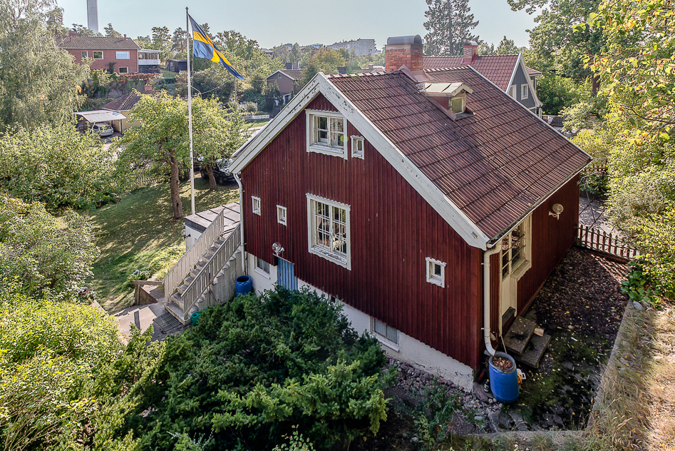 Huset sett mot entrén