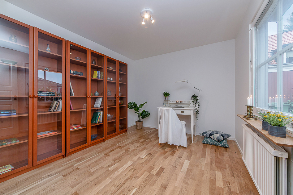 Sovrum på entréplan