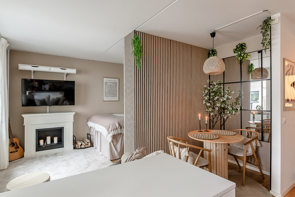 Vardagsrum och fin matplats