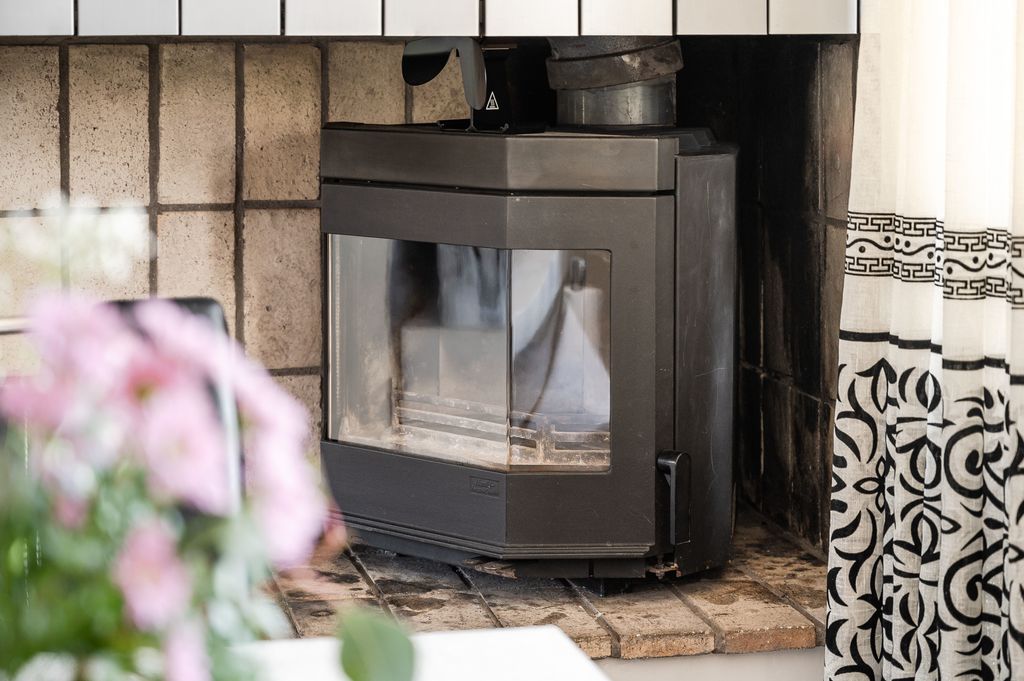 Kamin Kamin